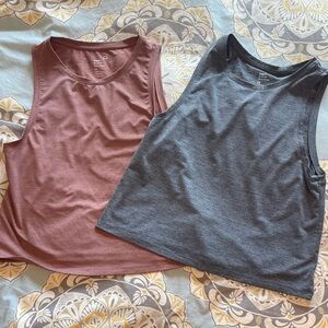 2 unworn Gap brushed tech jersey tanks. Size XS